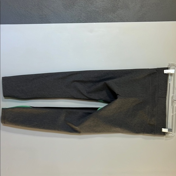 Under Armour Gray and Green Athletic Leggings - Picture 4 of 6
